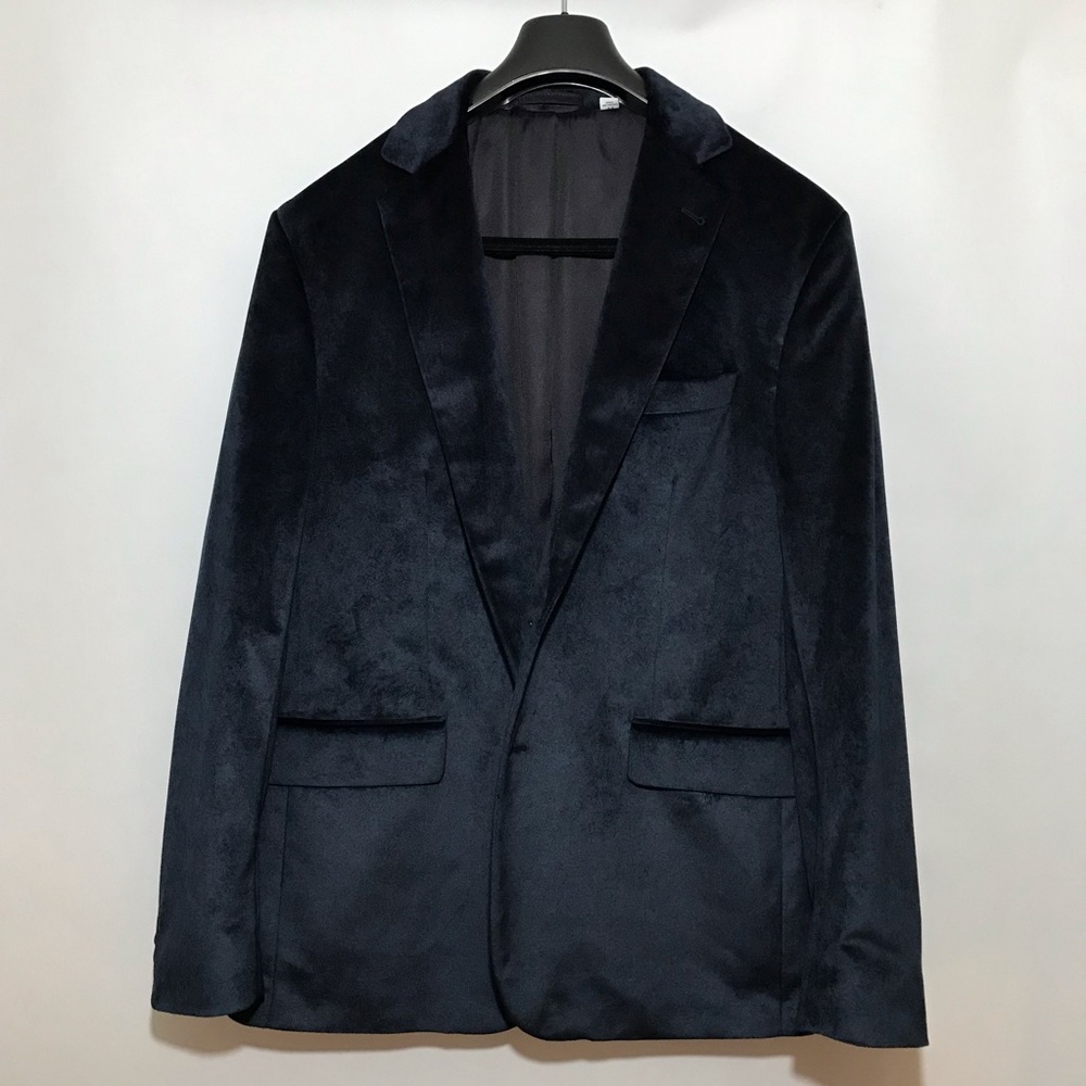 Robert Graham Tailored Fit Blazer Size 44 Navy with Black Paisley Pattern